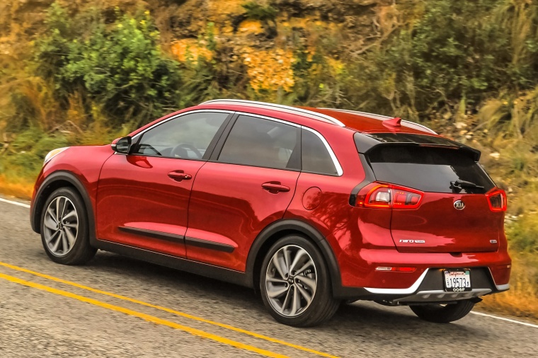 2018 Kia Niro Touring Hybrid Picture / Pic / Image